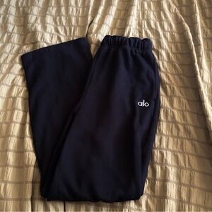 ALO Accolade Straight Leg Sweatpants